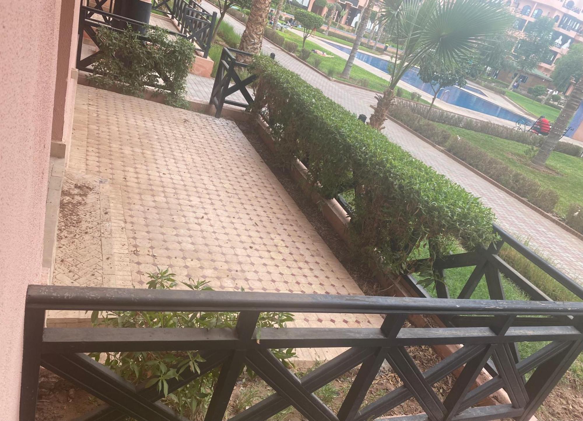 Un Moderne Chic Appartement Vue Sur Piscine Marraquexe Exterior foto